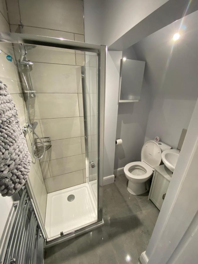 Private & Modern En-Suite Rooms Town Centre Self Check-In バーンズリー エクステリア 写真