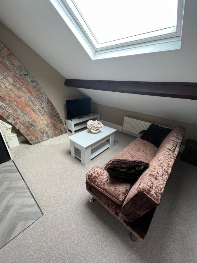 Private & Modern En-Suite Rooms Town Centre Self Check-In バーンズリー エクステリア 写真