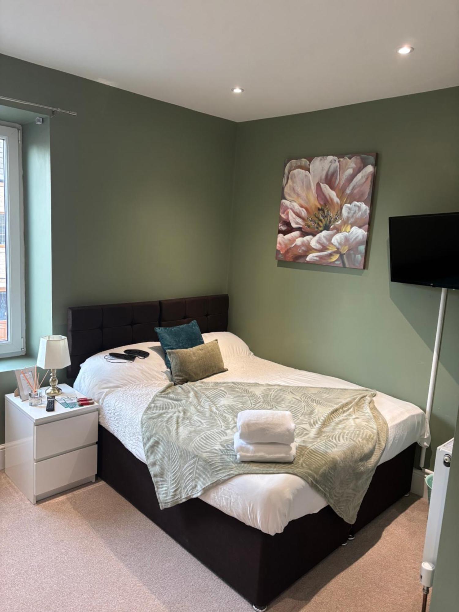 Private & Modern En-Suite Rooms Town Centre Self Check-In バーンズリー エクステリア 写真